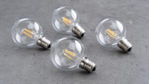 G40 globe LED filament bulbs for commercial outdoor string lighting